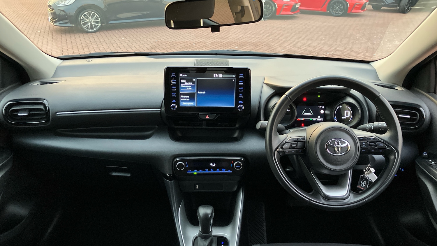 Used Toyota Yaris 2023 for sale - 76547583: Photo 40