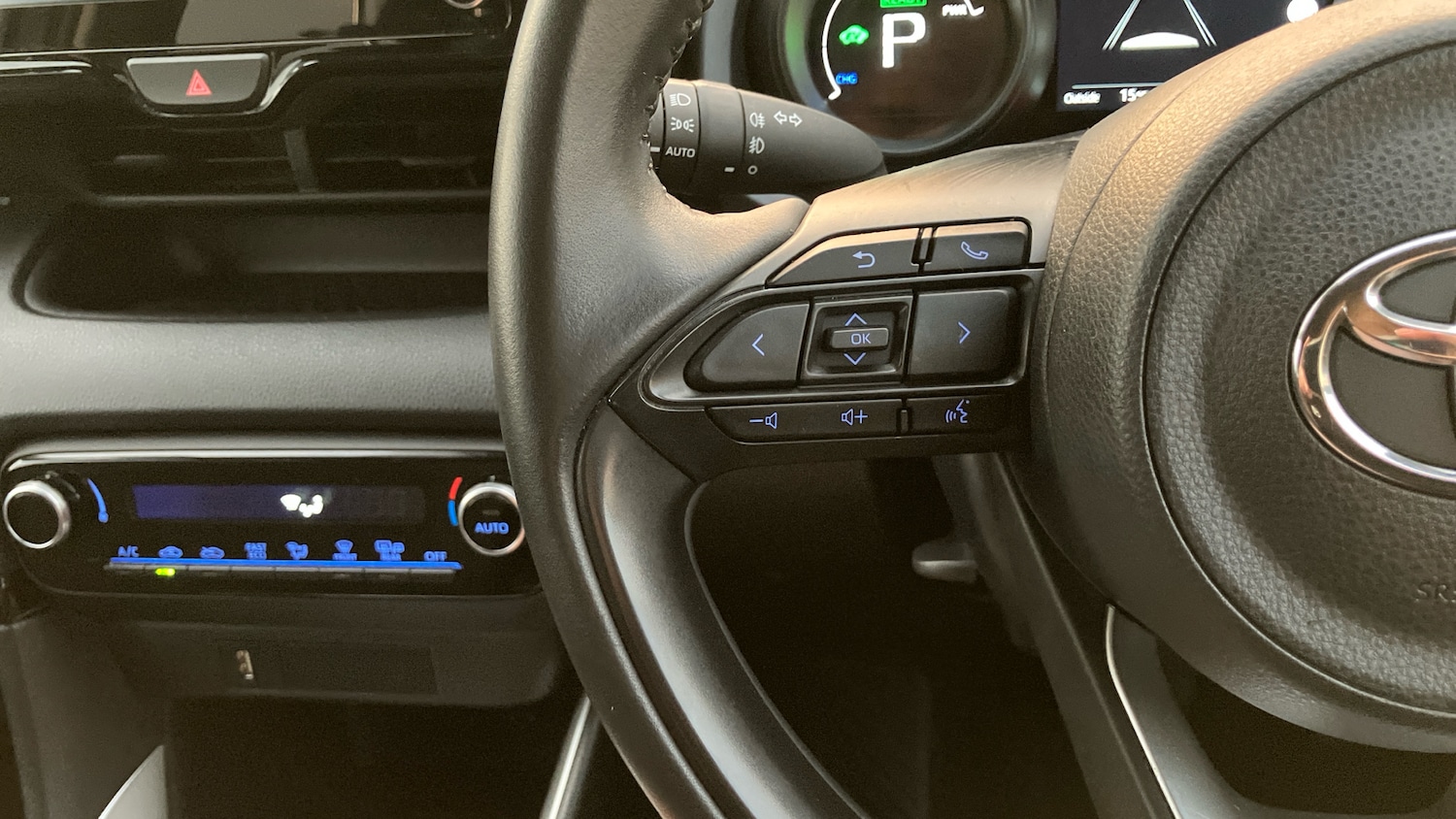 Used Toyota Yaris 2023 for sale - 76547583: Photo 41