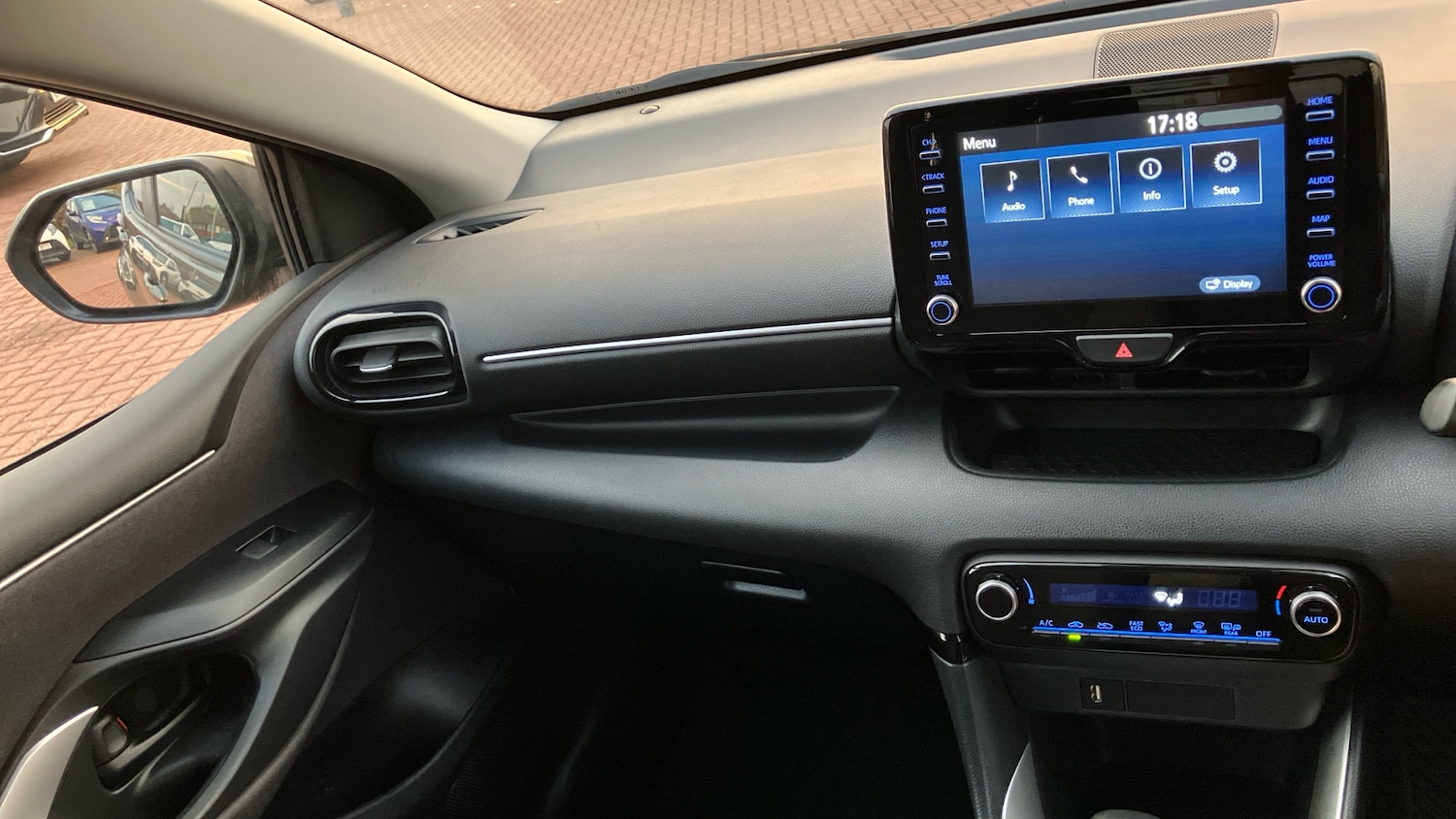 Used Toyota Yaris 2023 for sale - 76547583: Photo 46