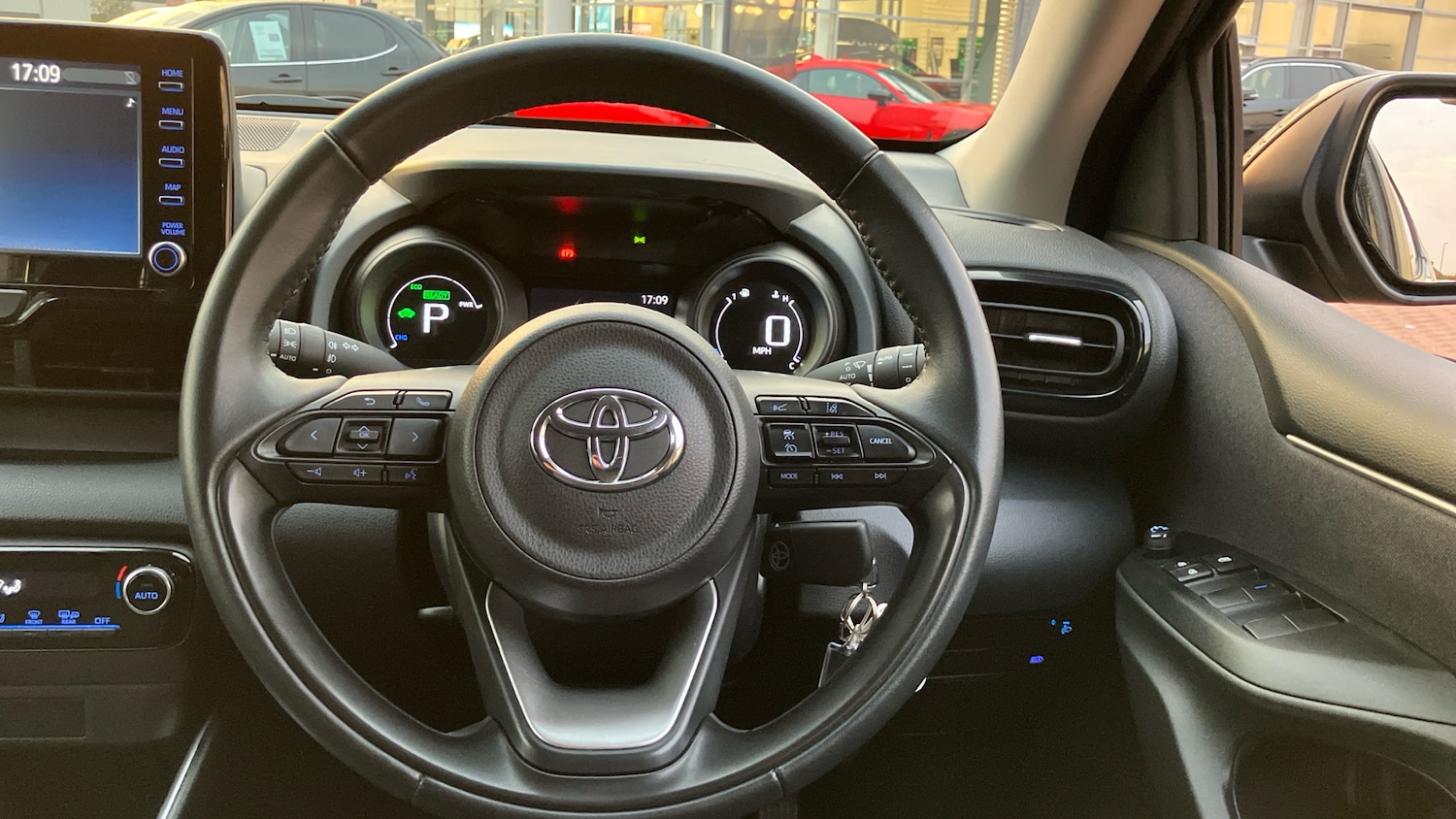 Used Toyota Yaris 2023 for sale - 76547583: Photo 8