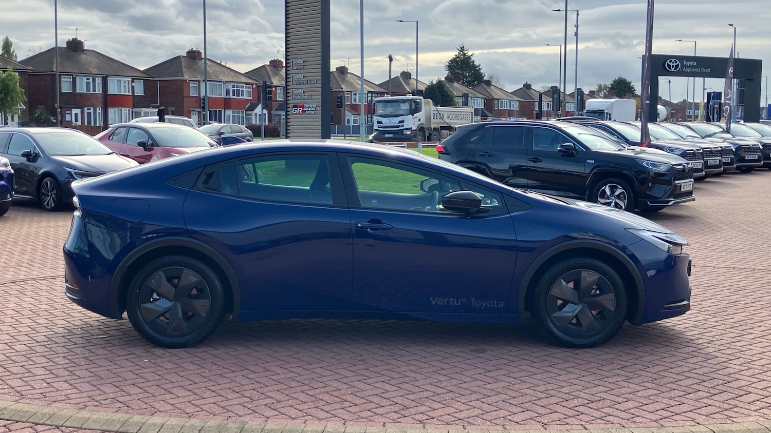 Used Toyota Prius 2025 for sale - 76907679: Photo 16