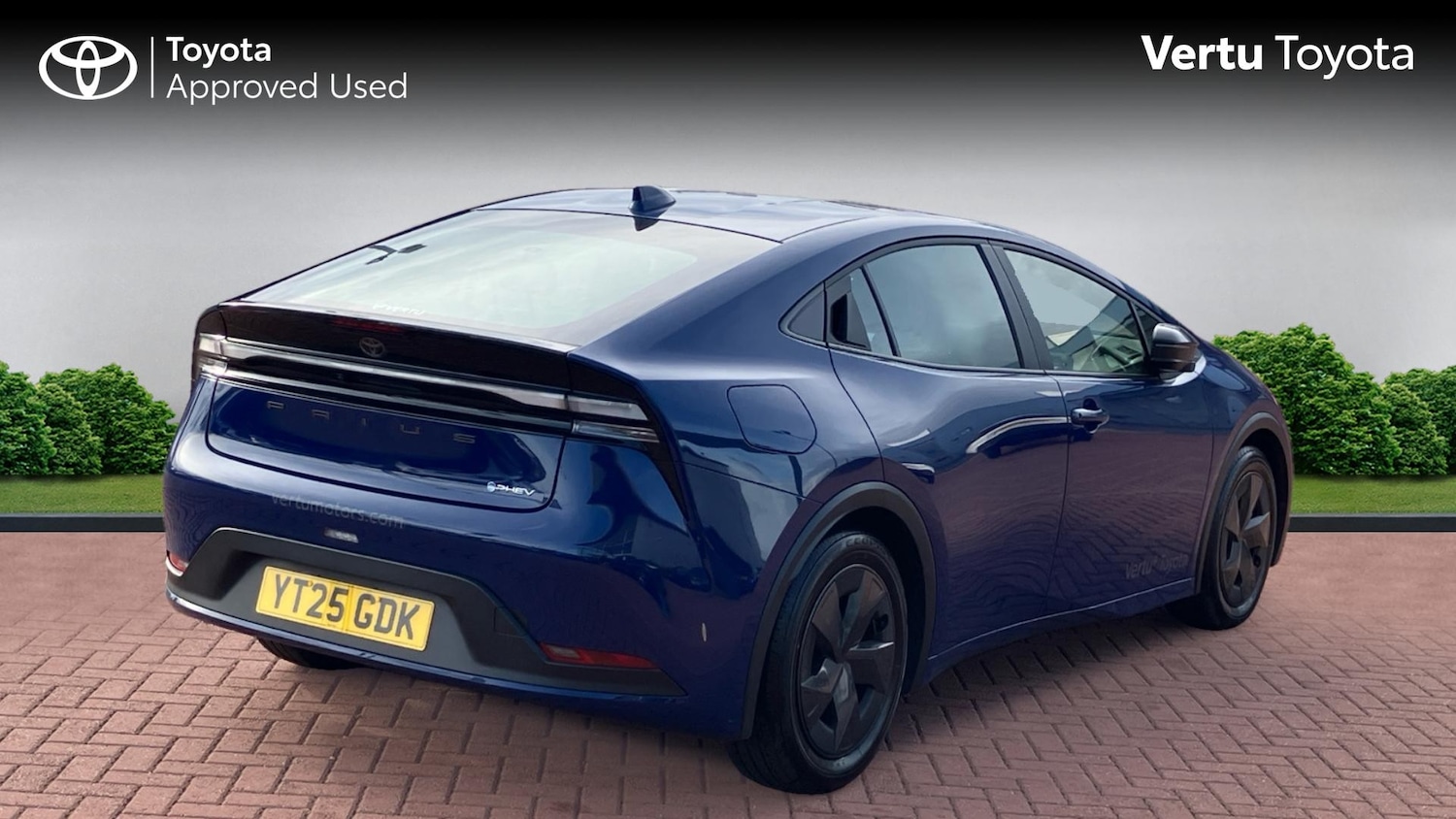 Used Toyota Prius 2025 for sale - 76907679: Photo 2