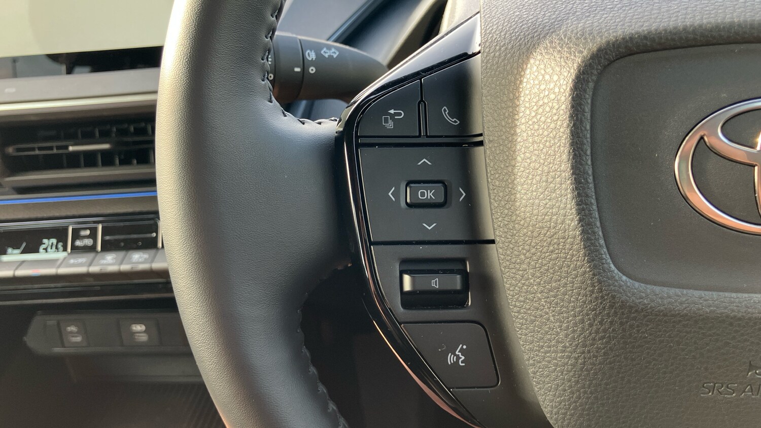 Used Toyota Prius 2025 for sale - 76907679: Photo 39