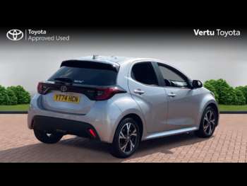 Used Toyota Yaris 2024 for sale - 74670999: Photo