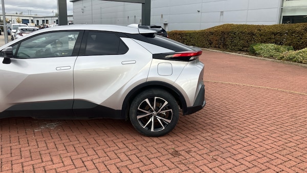 Used Toyota C-HR 2024 for sale - 76209197: Photo 34
