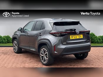 Used Toyota Yaris Cross 2022 for sale - 79842442: Photo