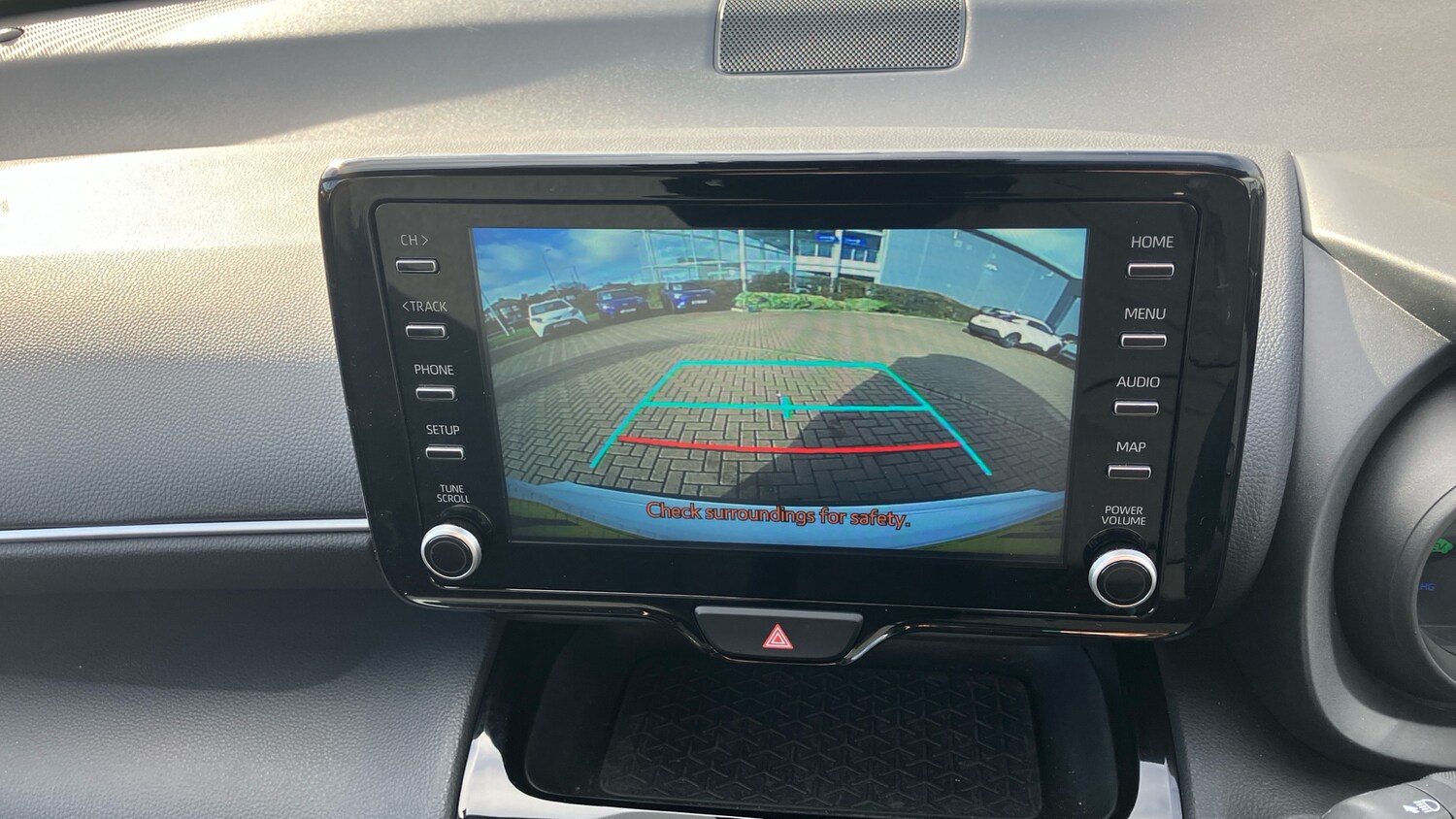 Used Toyota Yaris Cross 2023 for sale - 76612505: Photo 27