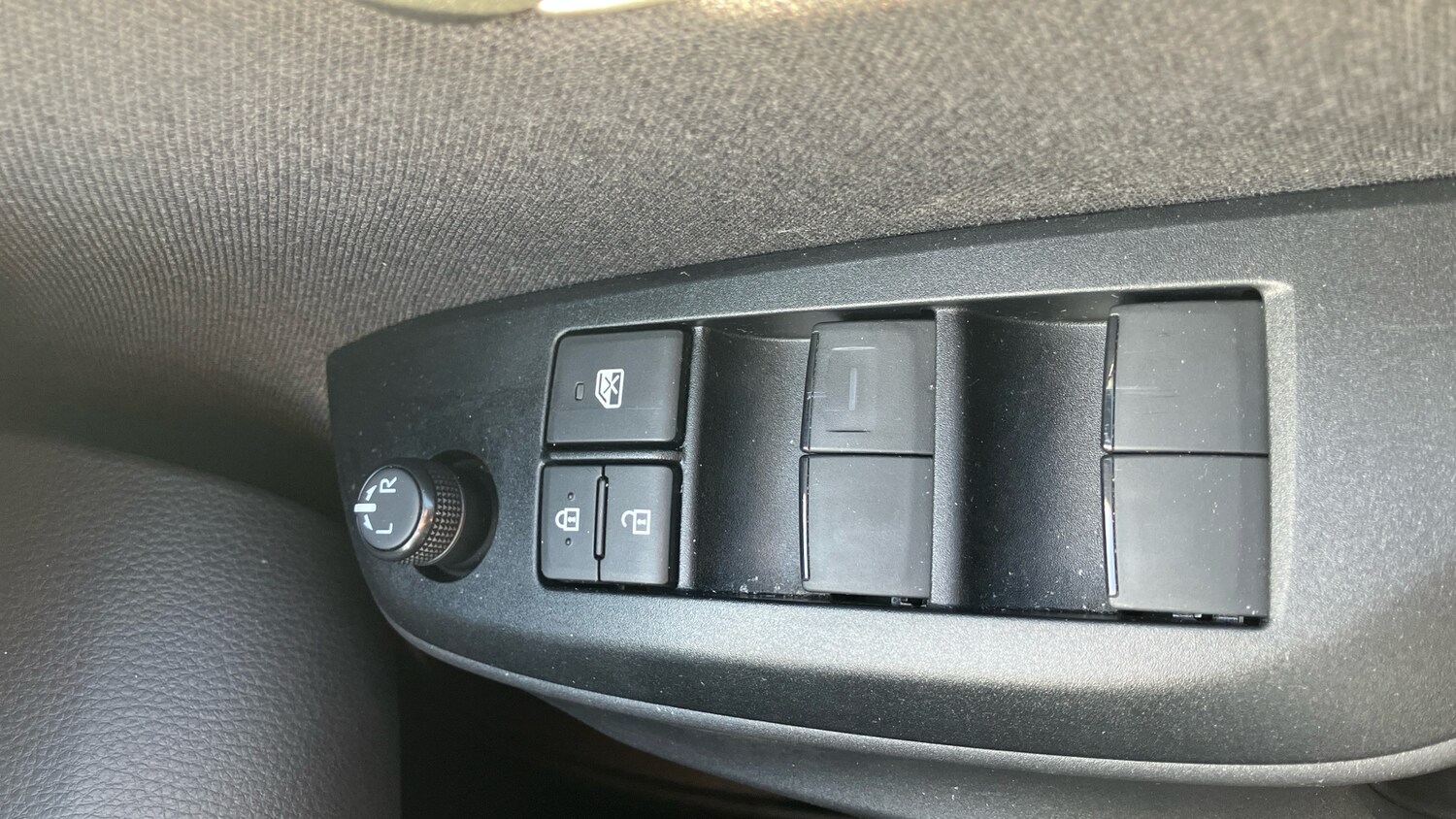 Used Toyota Yaris Cross 2023 for sale - 76612505: Photo 44