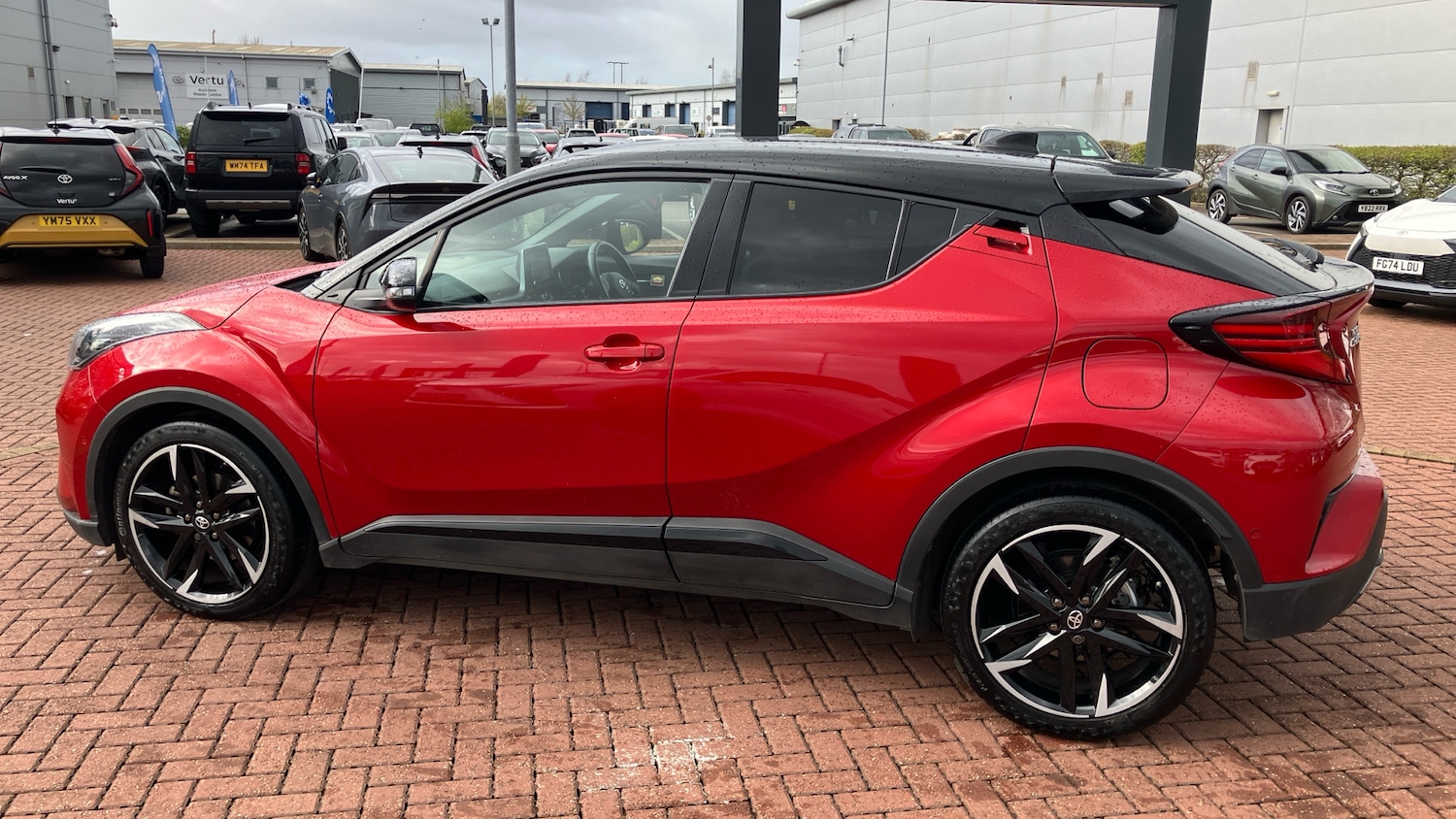 Used Toyota C-HR 2023 for sale - 78067371: Photo 30