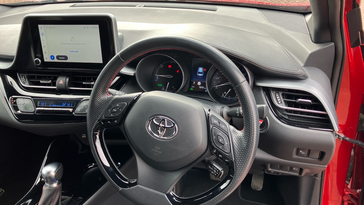 Used Toyota C-HR 2023 for sale - 78067371: Photo 6