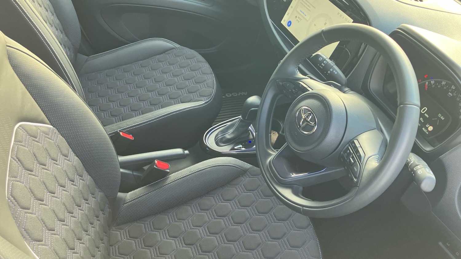Used Toyota Aygo X 2025 for sale - 76332726: Photo 11