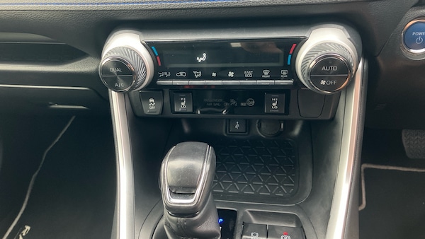 Used Toyota RAV4 2022 for sale - 76233048: Photo 43