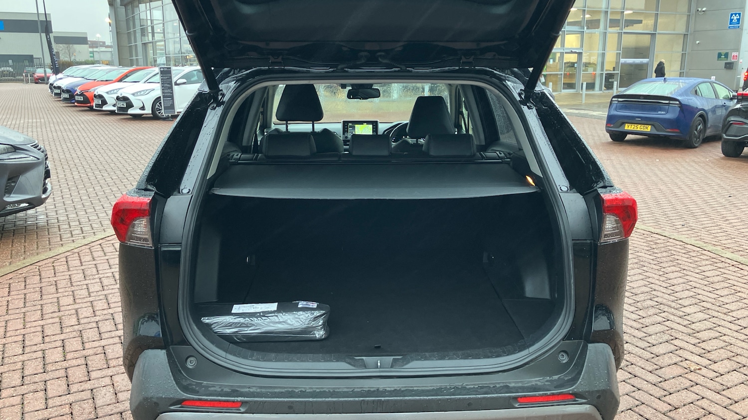 Used Toyota RAV4 2019 for sale - 77732318: Photo 14