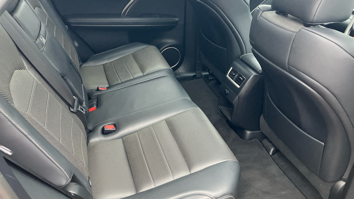 Used Lexus RX 2016 for sale - 76547591: Photo 12