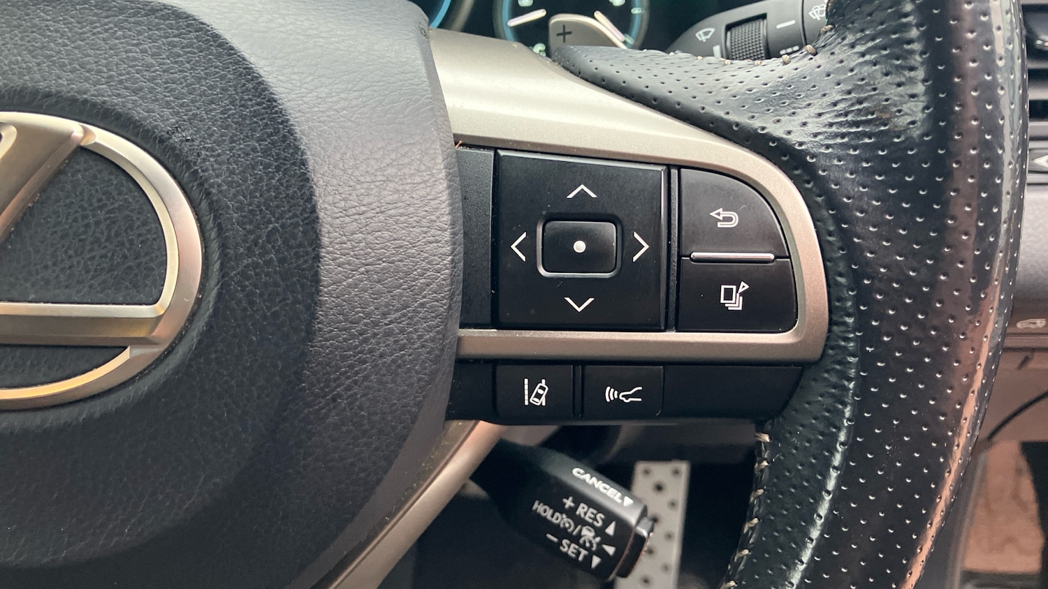 Used Lexus RX 2016 for sale - 76547591: Photo 42