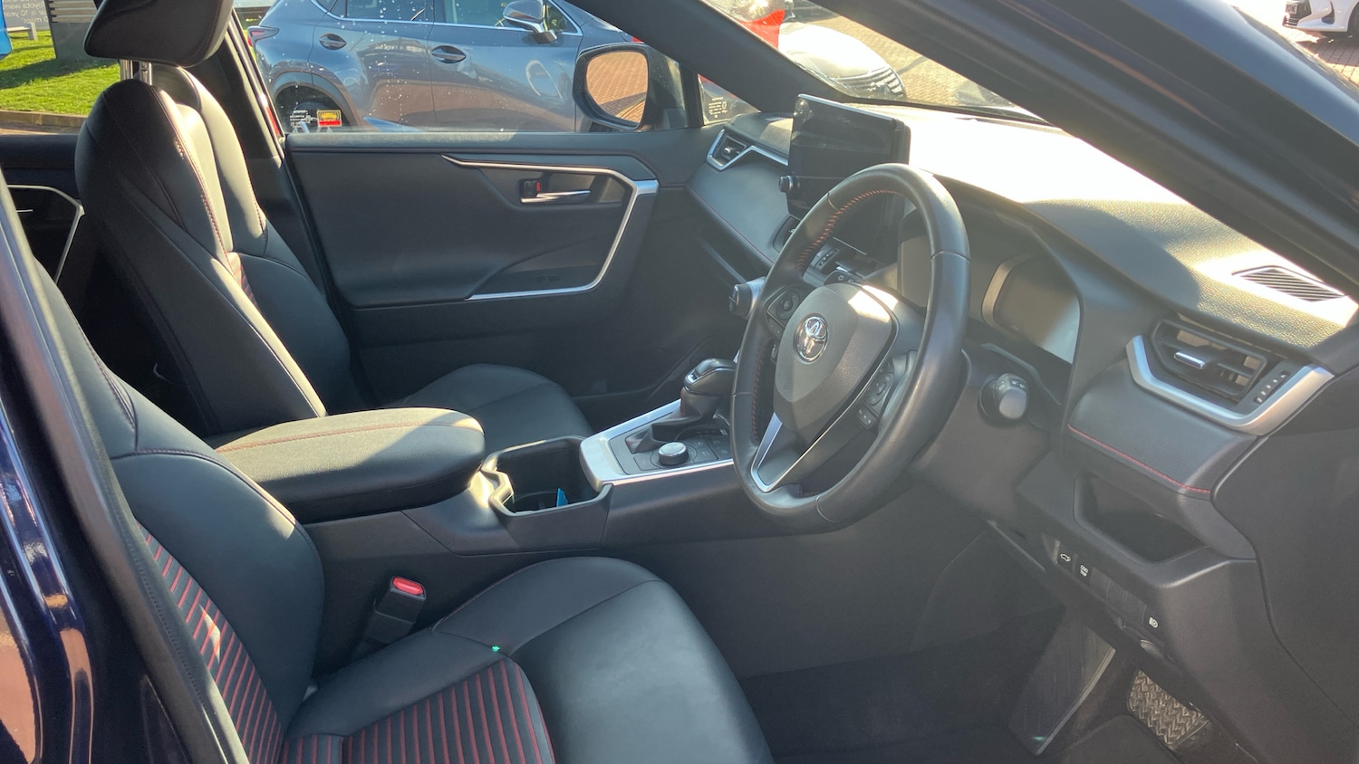 Used Toyota RAV4 2023 for sale - 77830373: Photo 10