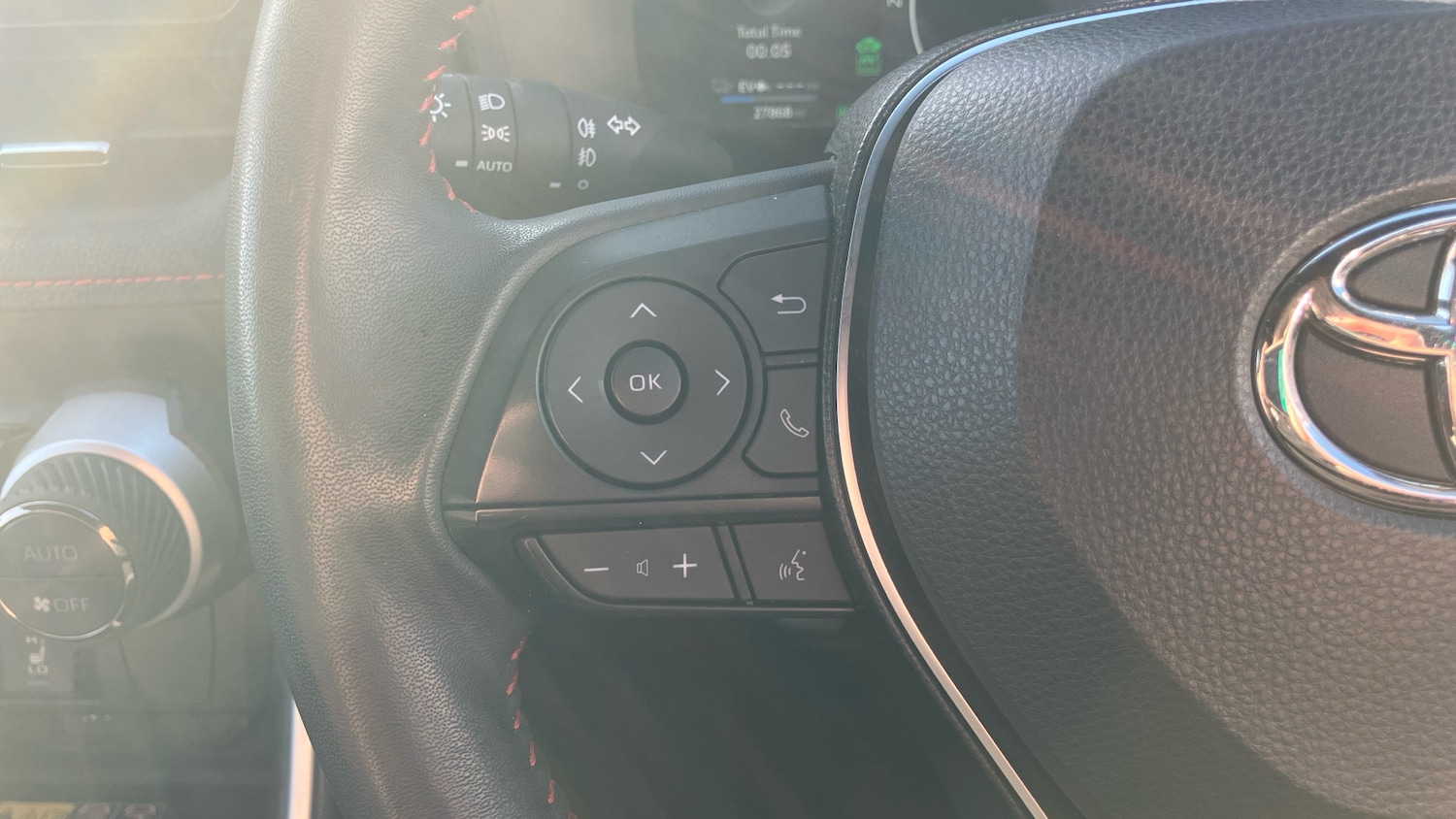 Used Toyota RAV4 2023 for sale - 77830373: Photo 36