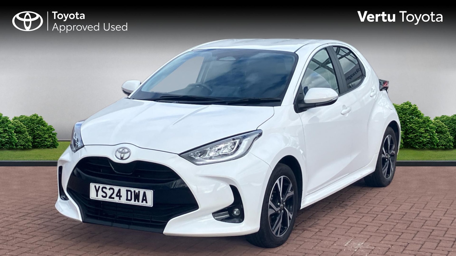 Used Toyota Yaris 2024 for sale - 77830435: Photo 3
