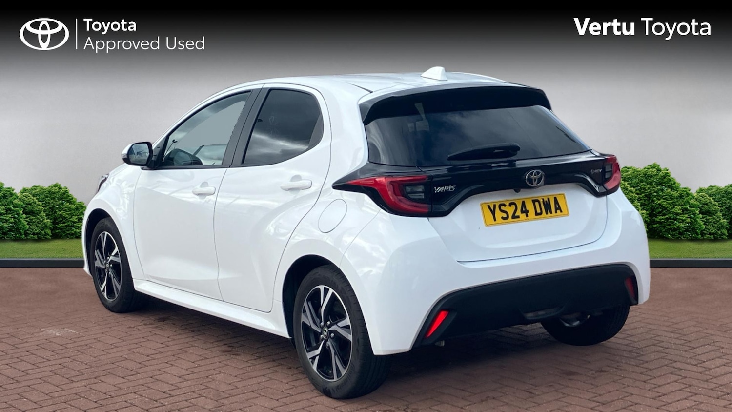 Used Toyota Yaris 2024 for sale - 77830435: Photo 4