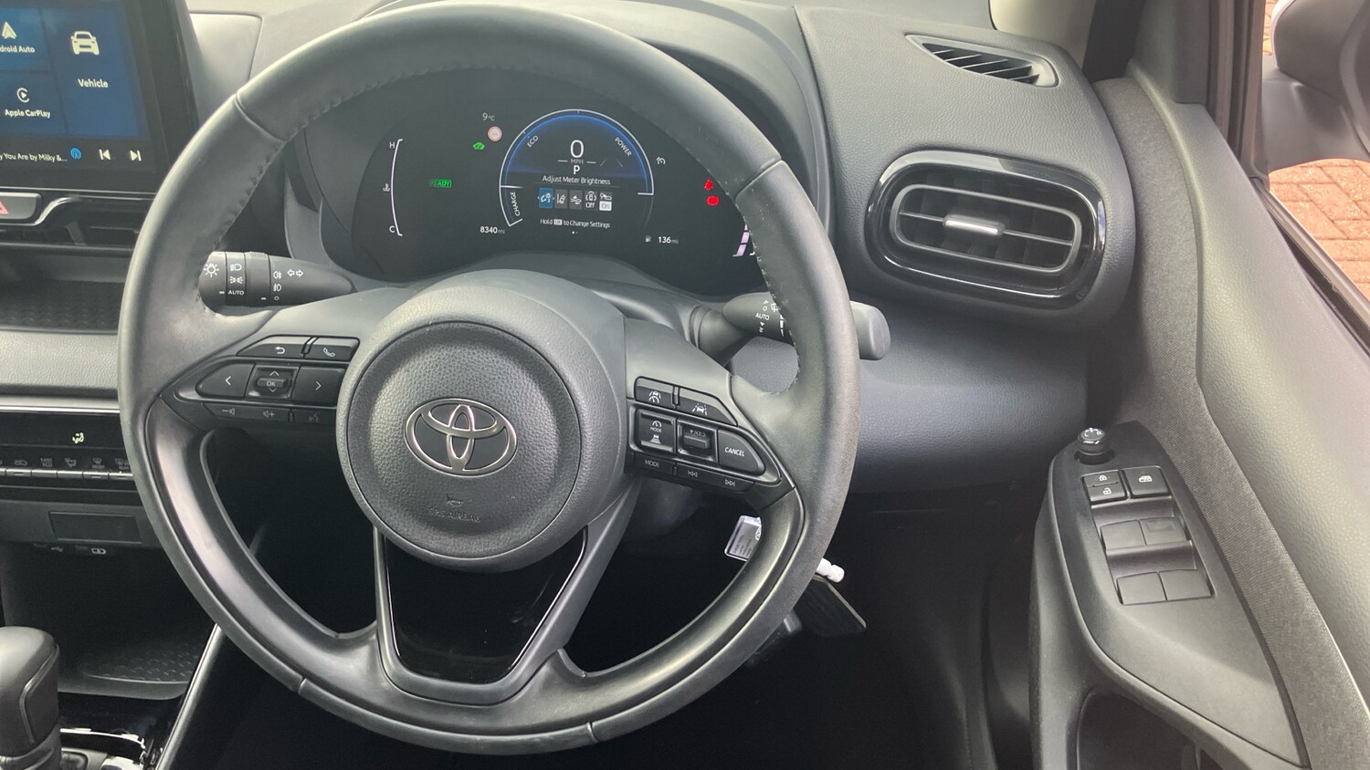 Used Toyota Yaris 2024 for sale - 77830435: Photo 8