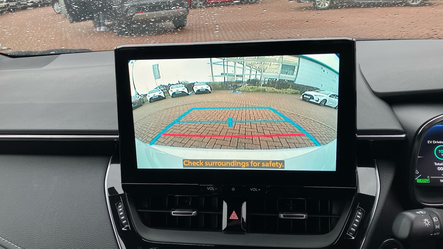 Used Toyota Corolla 2023 for sale - 76980770: Photo 27