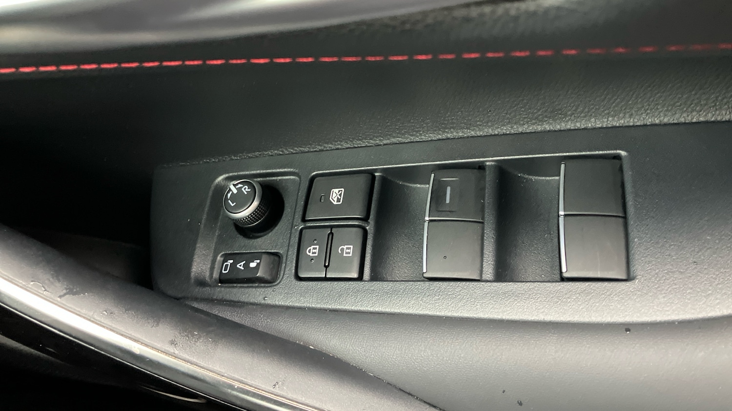 Used Toyota Corolla 2023 for sale - 76980770: Photo 38