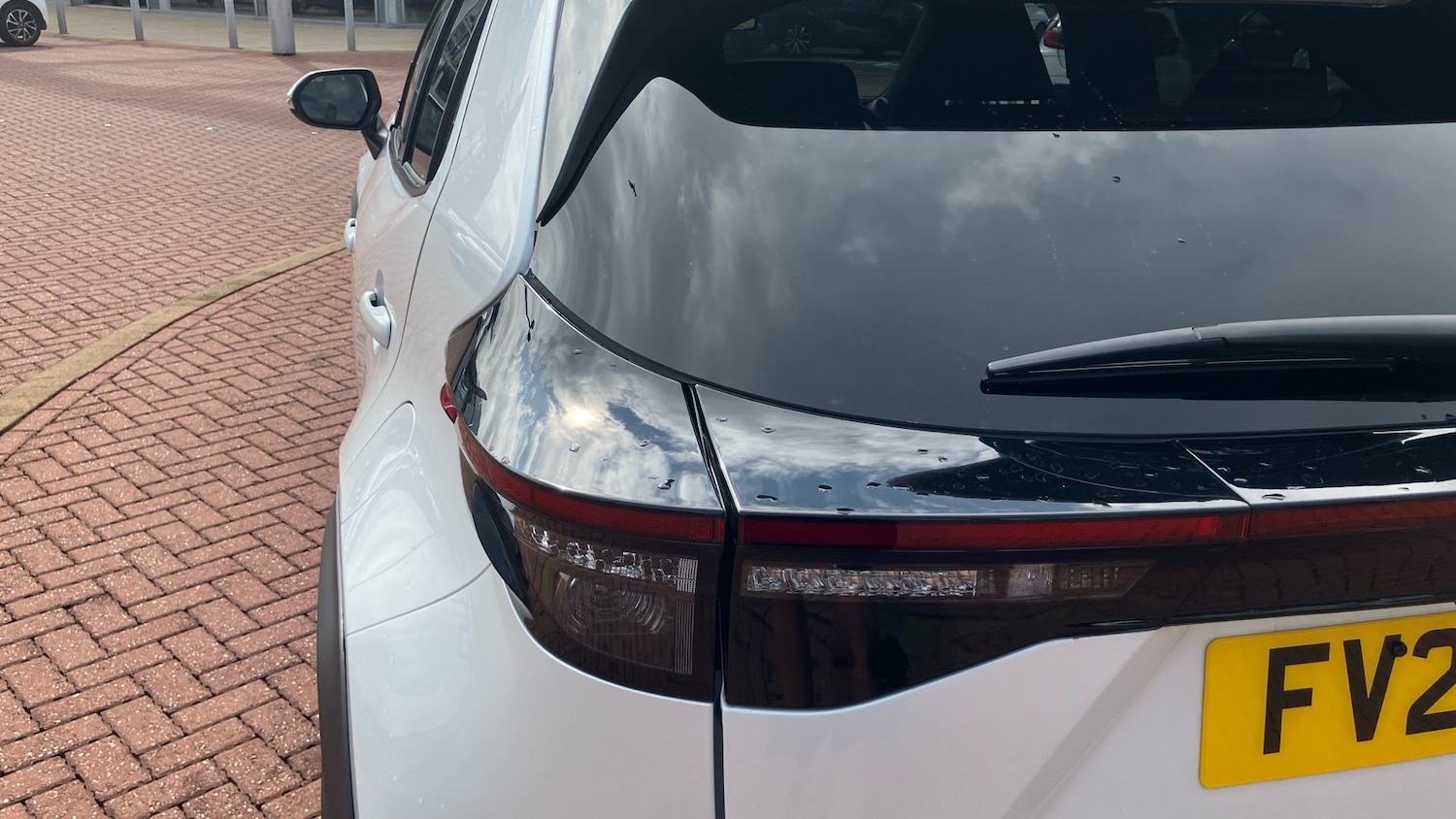 Vehicle 21