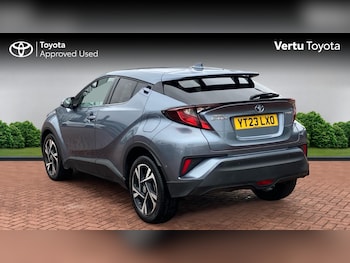 Used Toyota C-HR 2023 for sale - 78699115: Photo