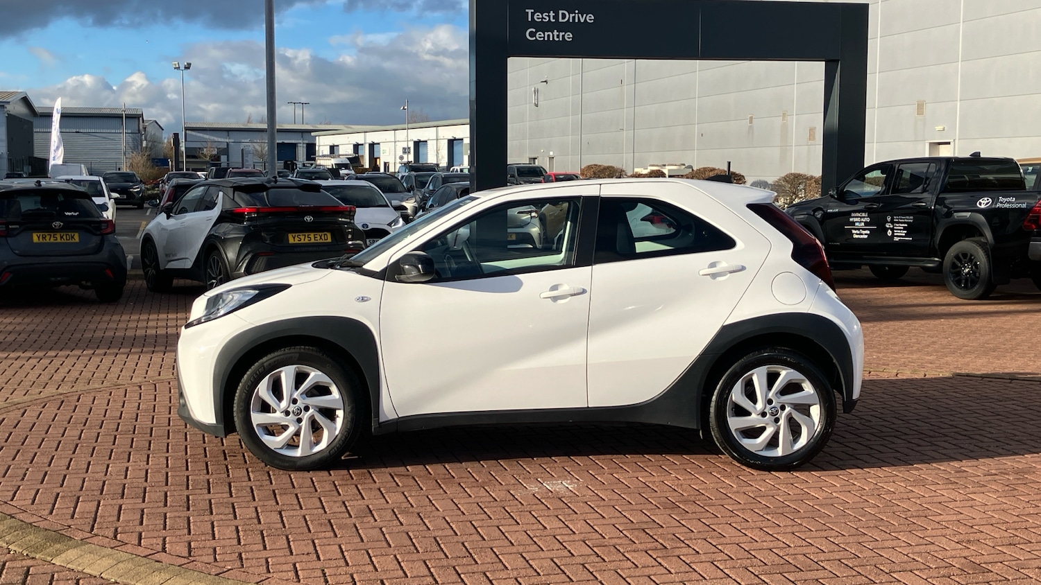 Used Toyota Aygo X 2024 for sale - 77946027: Photo 17