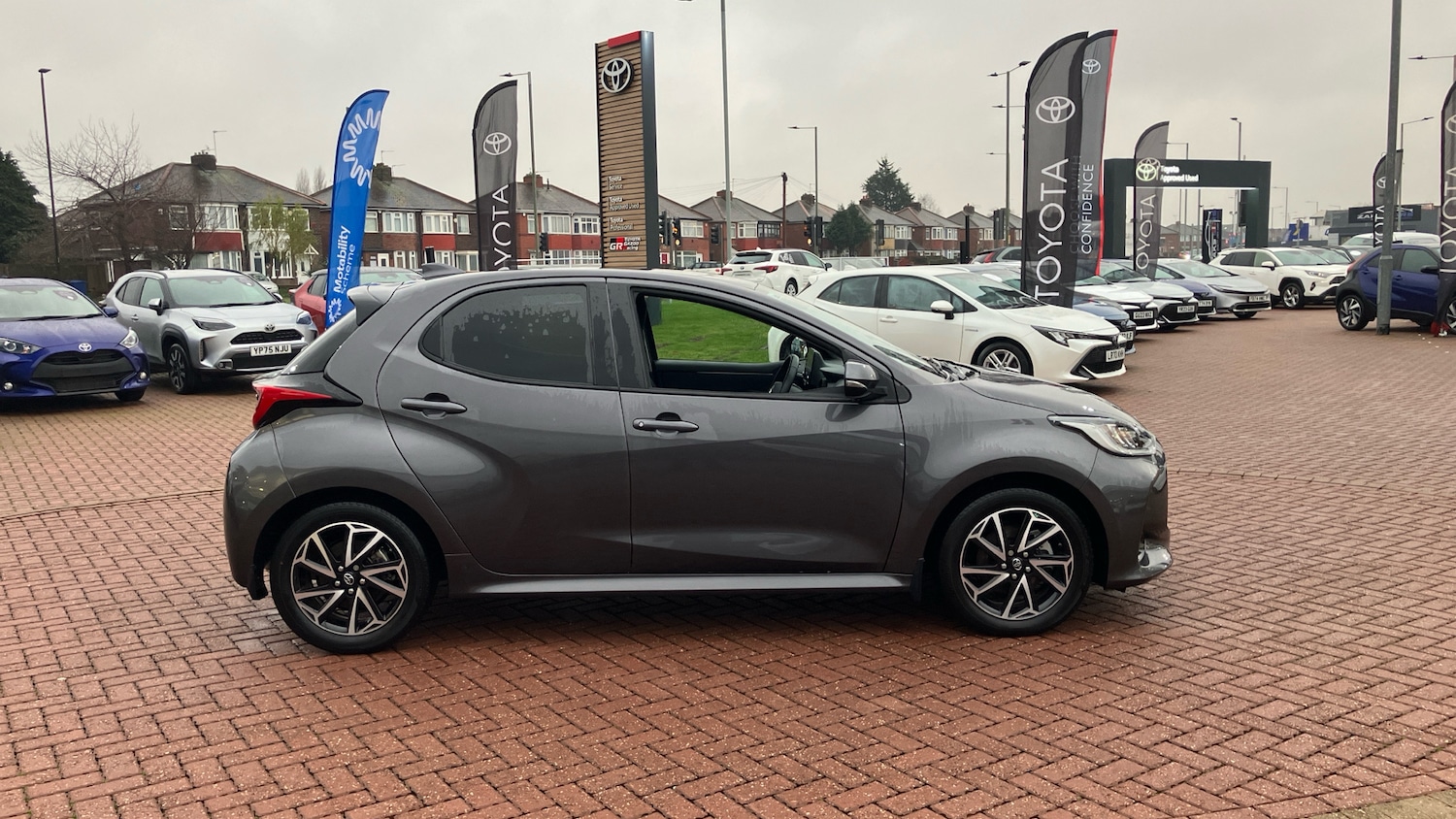 Used Toyota Yaris 2023 for sale - 77379081: Photo 16