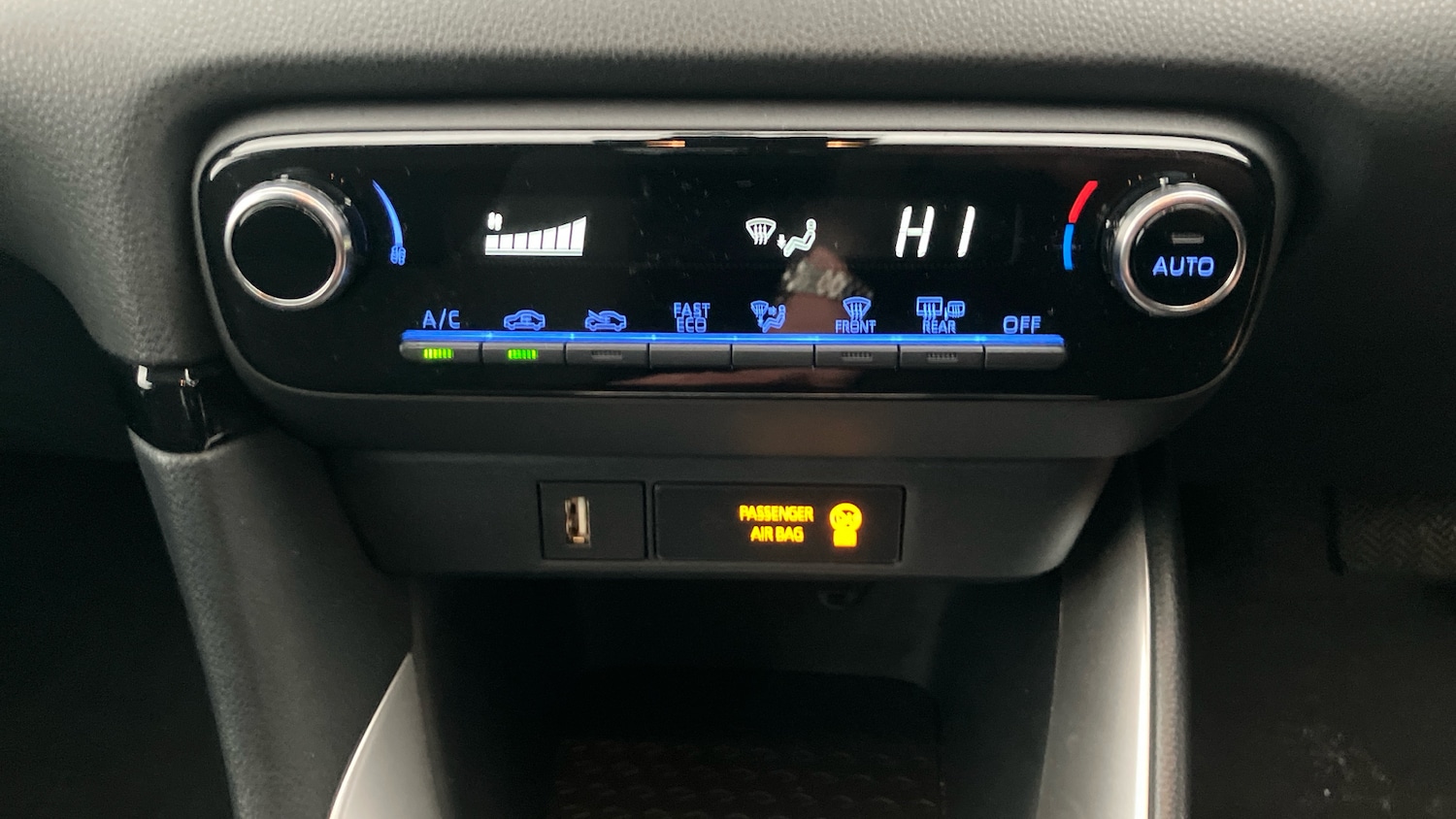 Used Toyota Yaris 2023 for sale - 77379081: Photo 36