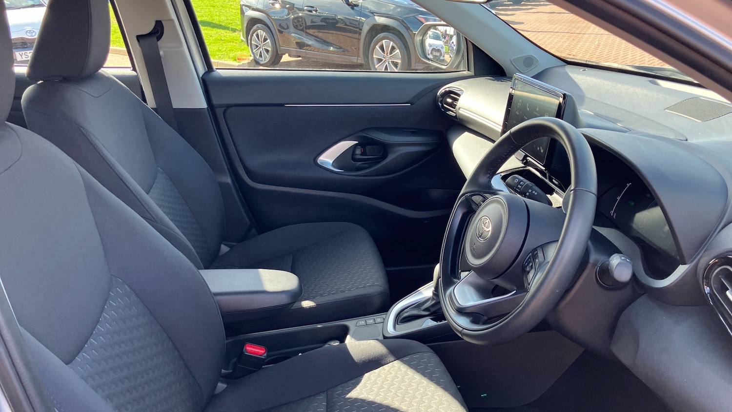 Used Toyota Yaris Cross 2025 for sale - 78000816: Photo 11