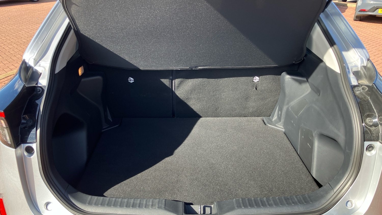 Used Toyota Yaris Cross 2025 for sale - 78000816: Photo 32