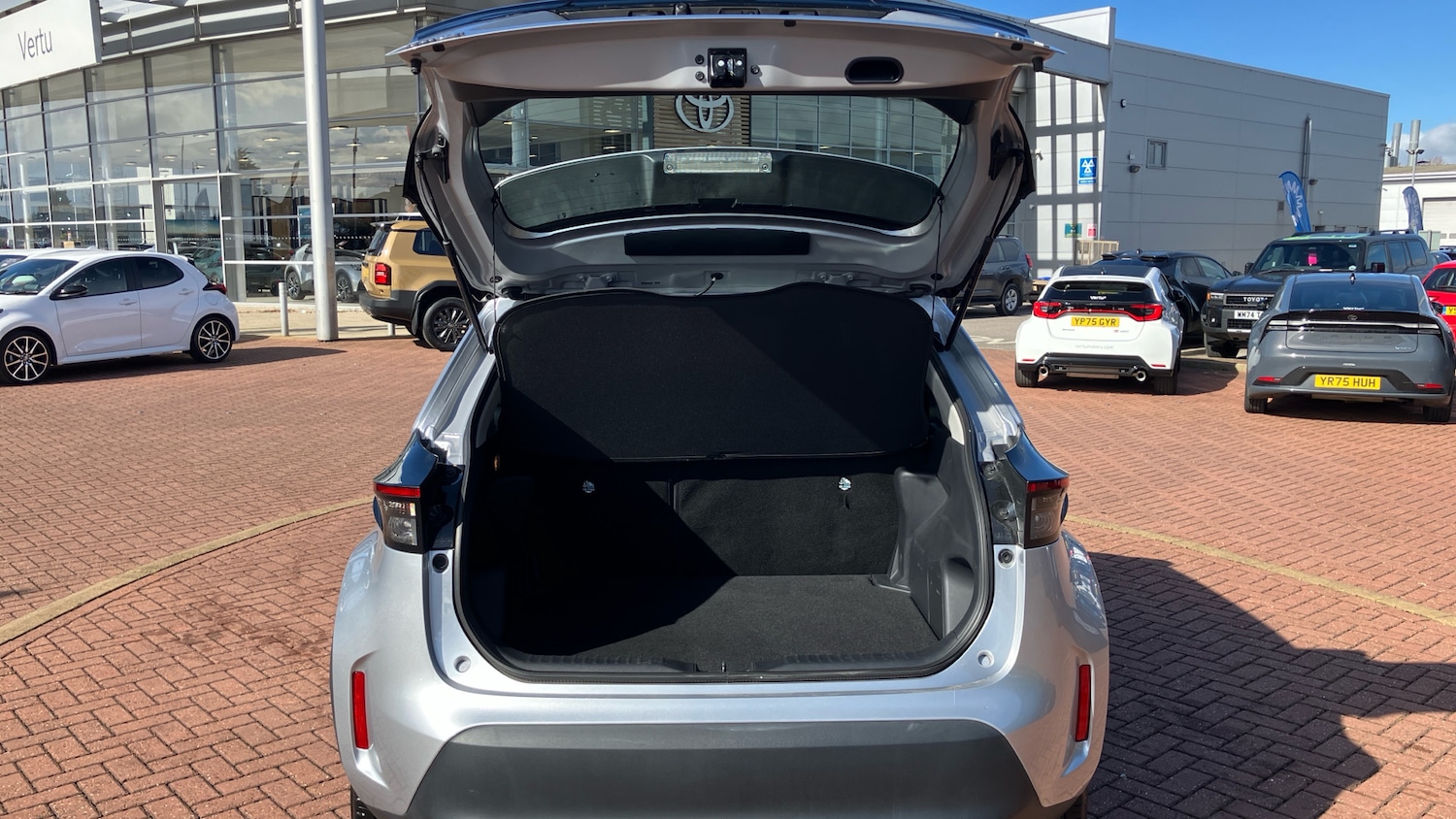 Used Toyota Yaris Cross 2025 for sale - 78000816: Photo 33