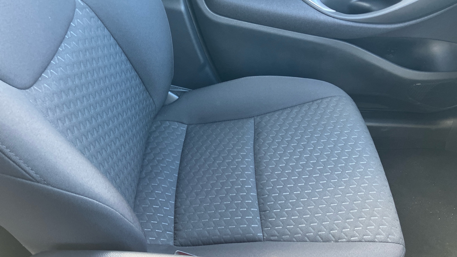 Used Toyota Yaris Cross 2025 for sale - 78000816: Photo 44