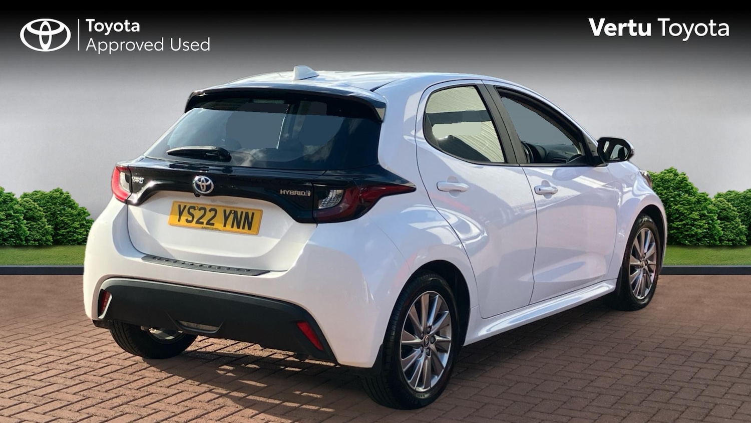 Used Toyota Yaris 2022 for sale - 77225687: Photo 2