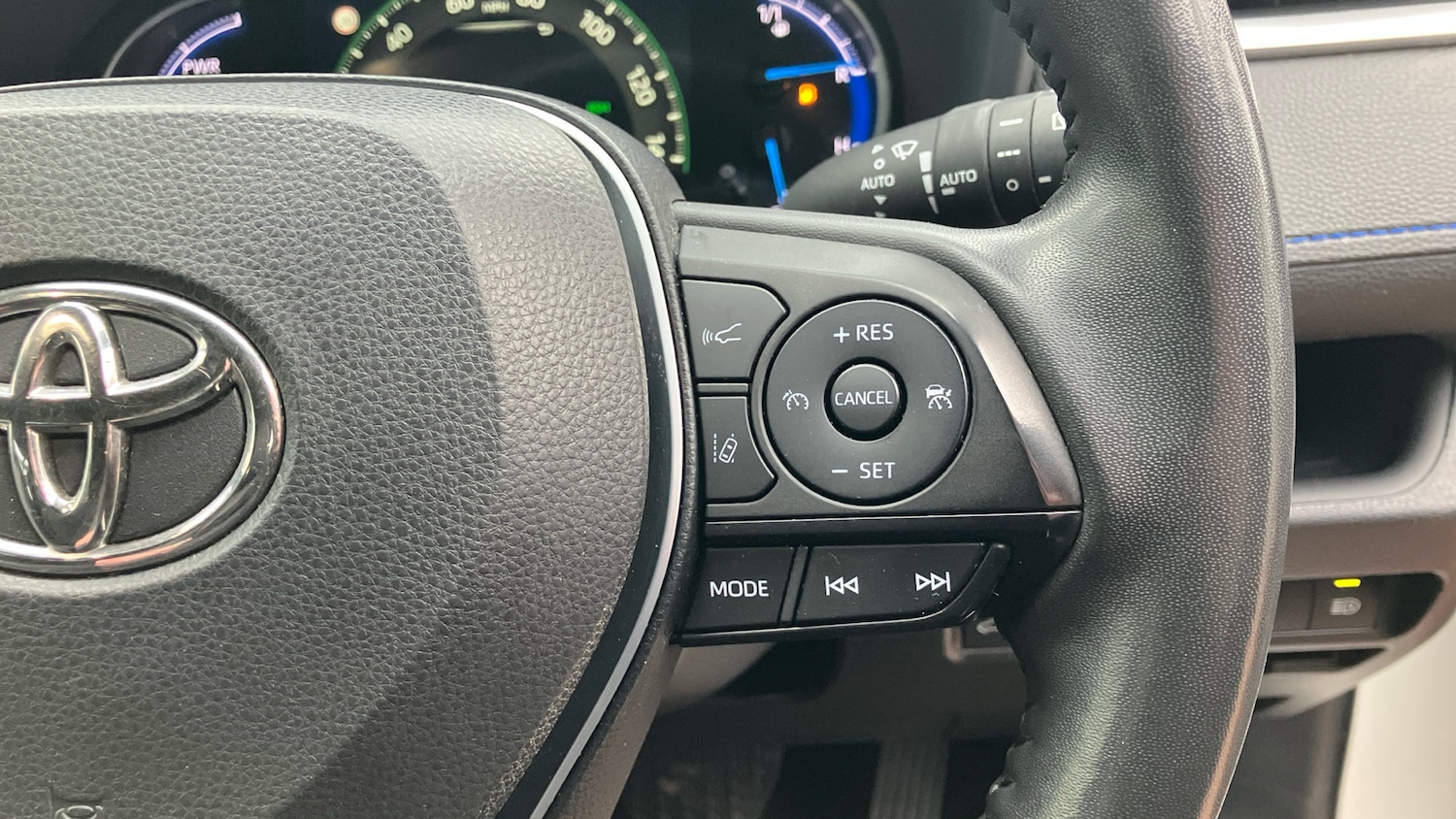 Used Toyota RAV4 2022 for sale - 77151064: Photo 41