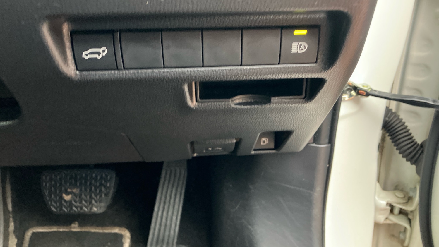 Used Toyota RAV4 2022 for sale - 77151064: Photo 42