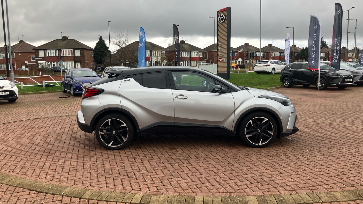 Used Toyota C-HR 2023 for sale - 77543480: Photo 29