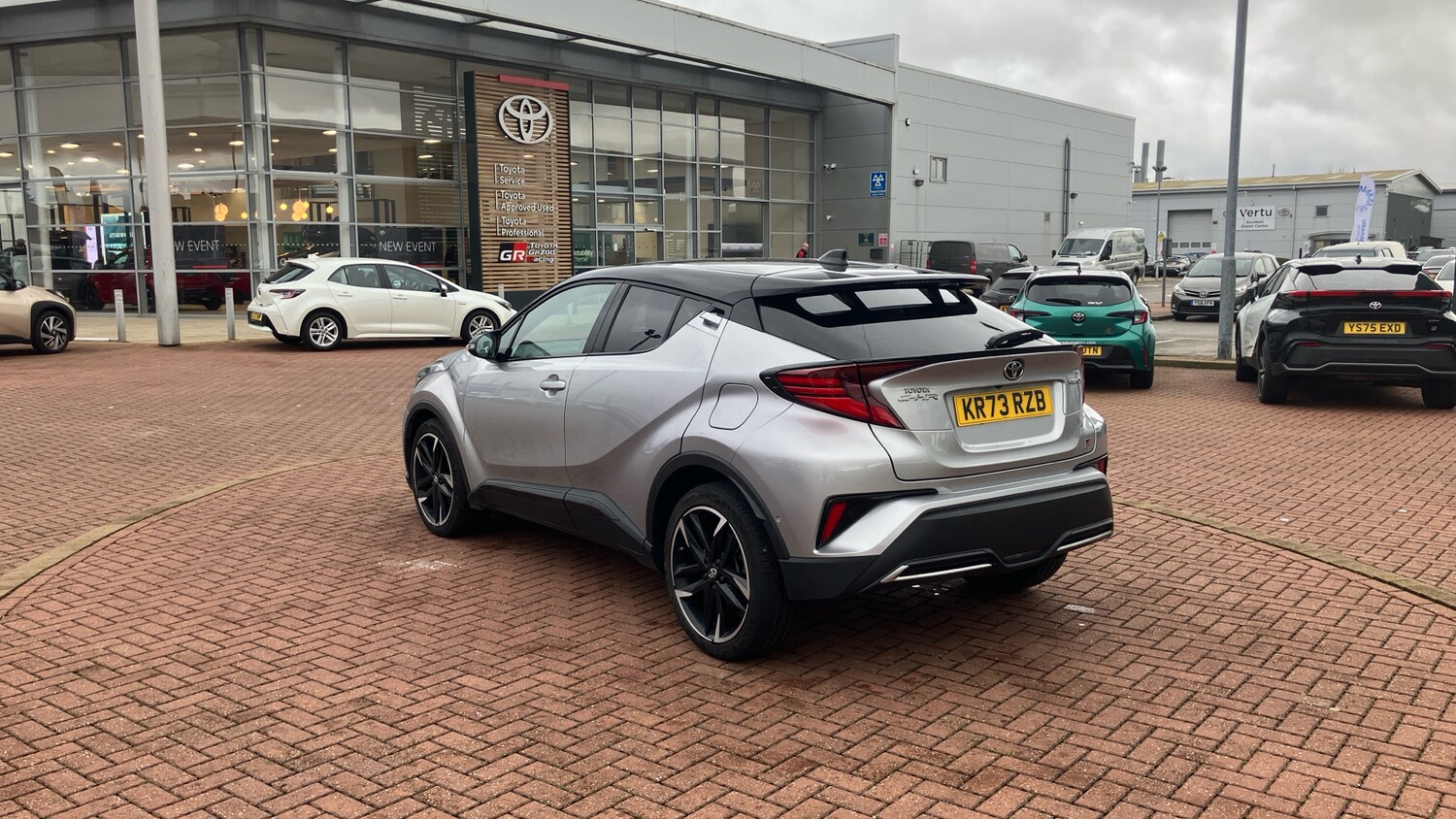 Used Toyota C-HR 2023 for sale - 77543480: Photo 31