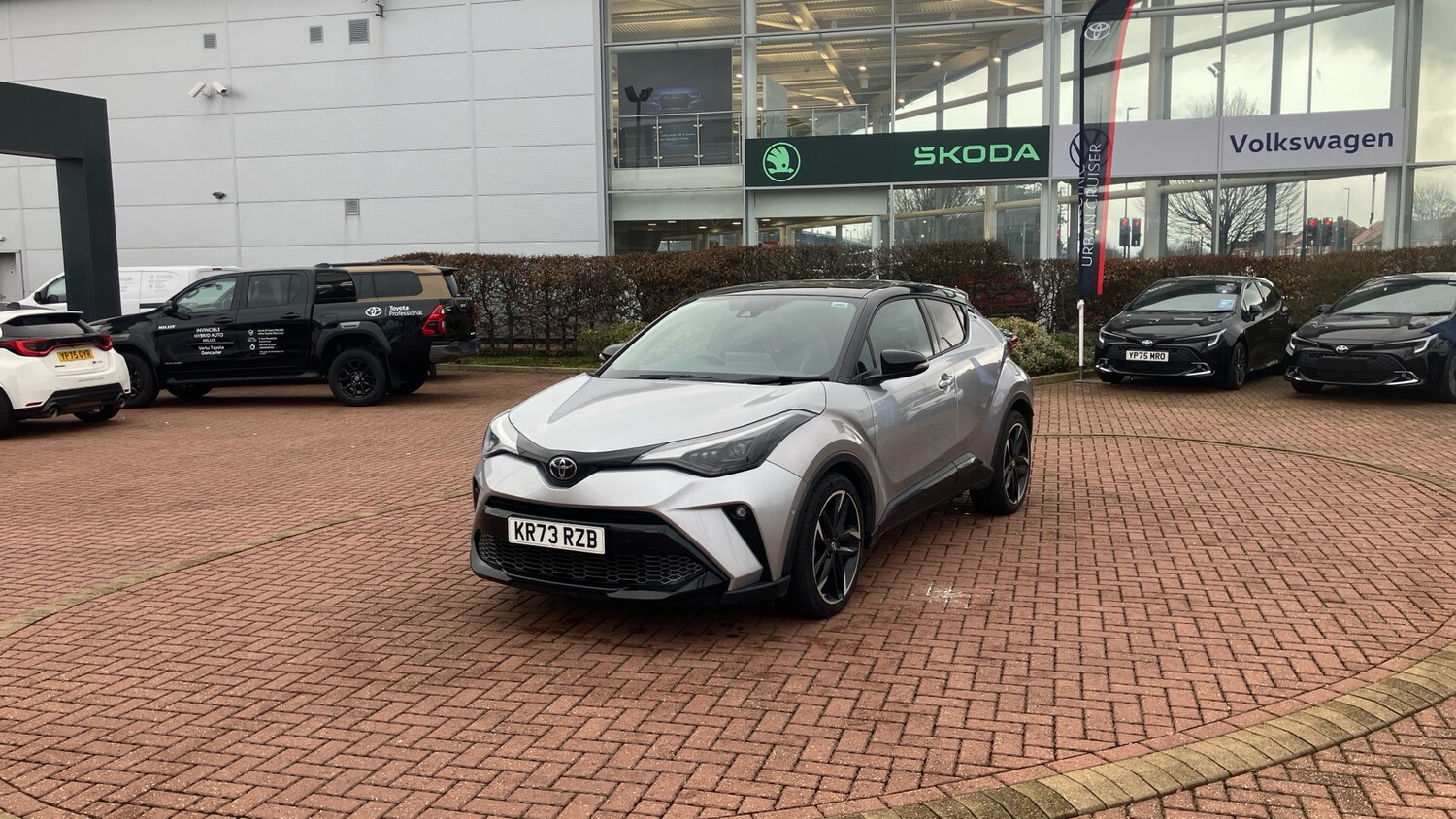 Used Toyota C-HR 2023 for sale - 77543480: Photo 34