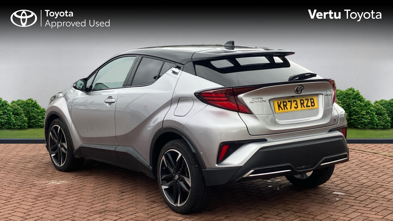 Used Toyota C-HR 2023 for sale - 77543480: Photo 4