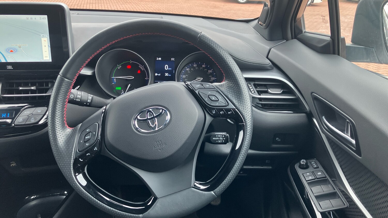 Used Toyota C-HR 2023 for sale - 77543480: Photo 8