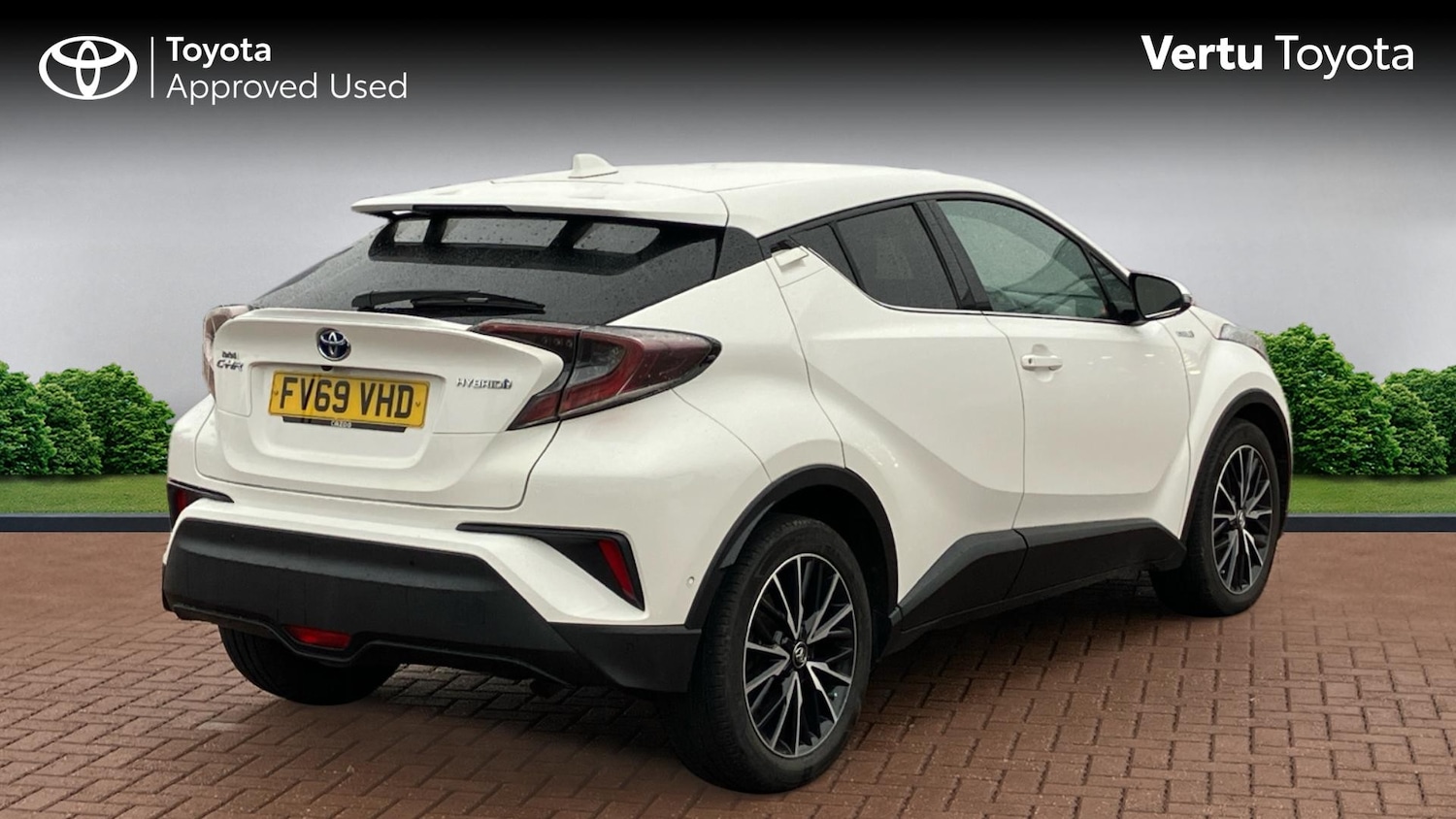 Used Toyota C-HR 2020 for sale - 77678606: Photo 2