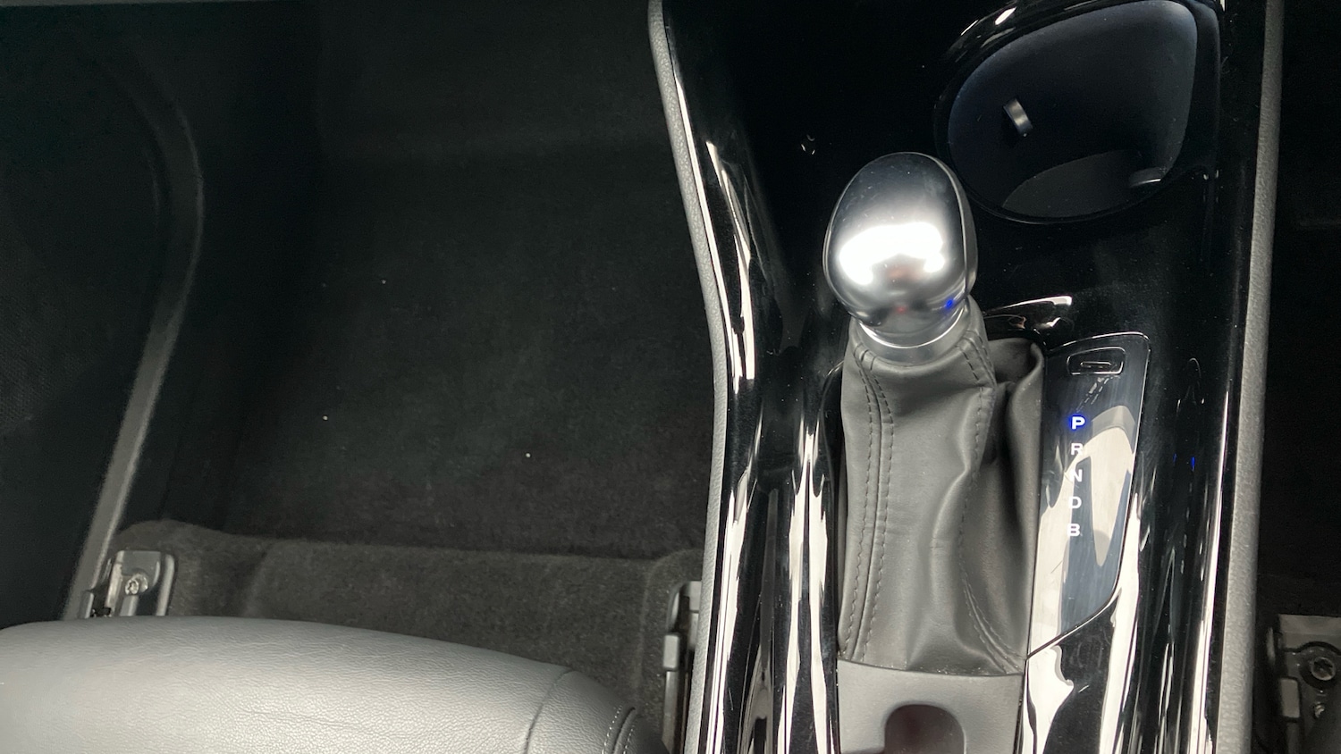 Used Toyota C-HR 2020 for sale - 77678606: Photo 36