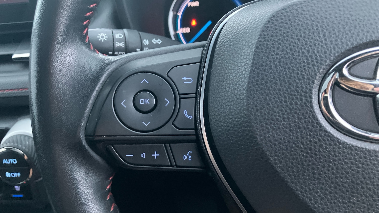 Used Toyota RAV4 2022 for sale - 76482751: Photo 39