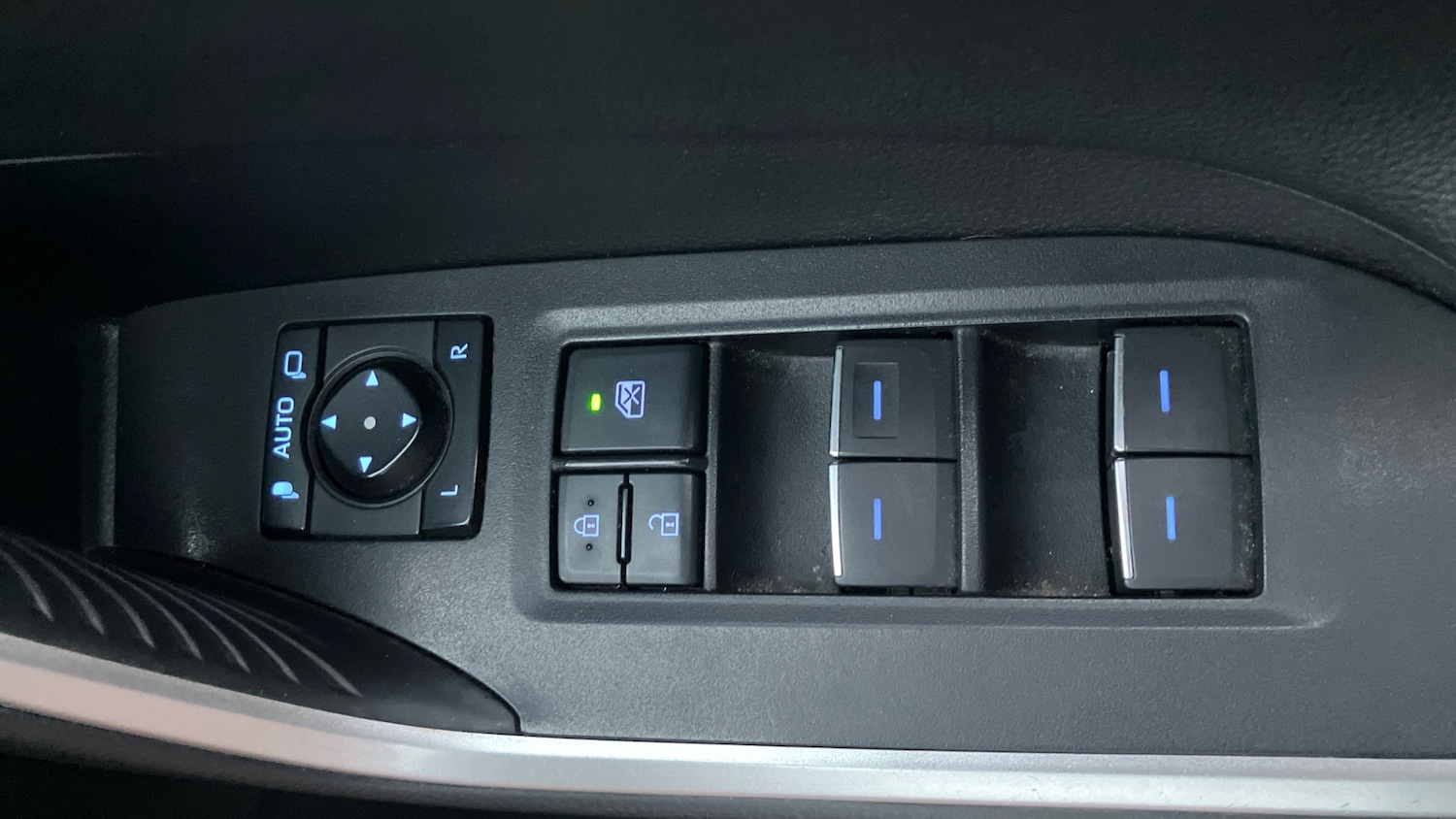 Used Toyota RAV4 2022 for sale - 76482751: Photo 41