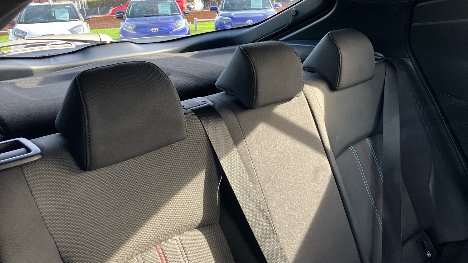 Used Toyota C-HR 2023 for sale - 76427758: Photo 20