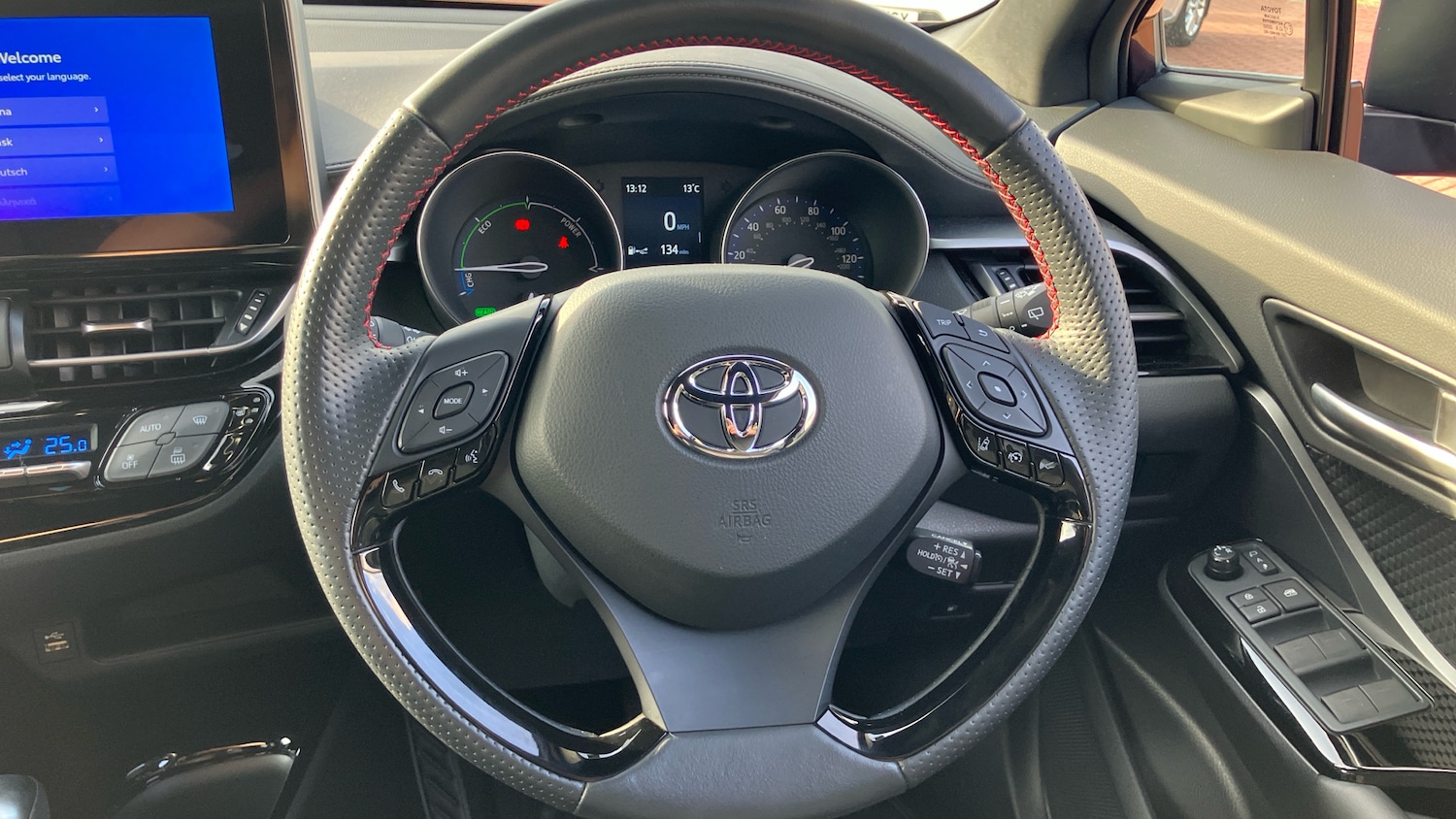 Used Toyota C-HR 2023 for sale - 76427758: Photo 8