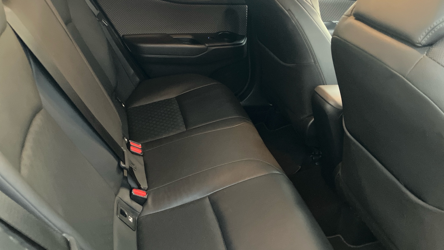 Used Toyota C-HR 2020 for sale - 76859650: Photo 12